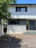 2218 Modoc St in Klamath Falls, OR - Building Photo