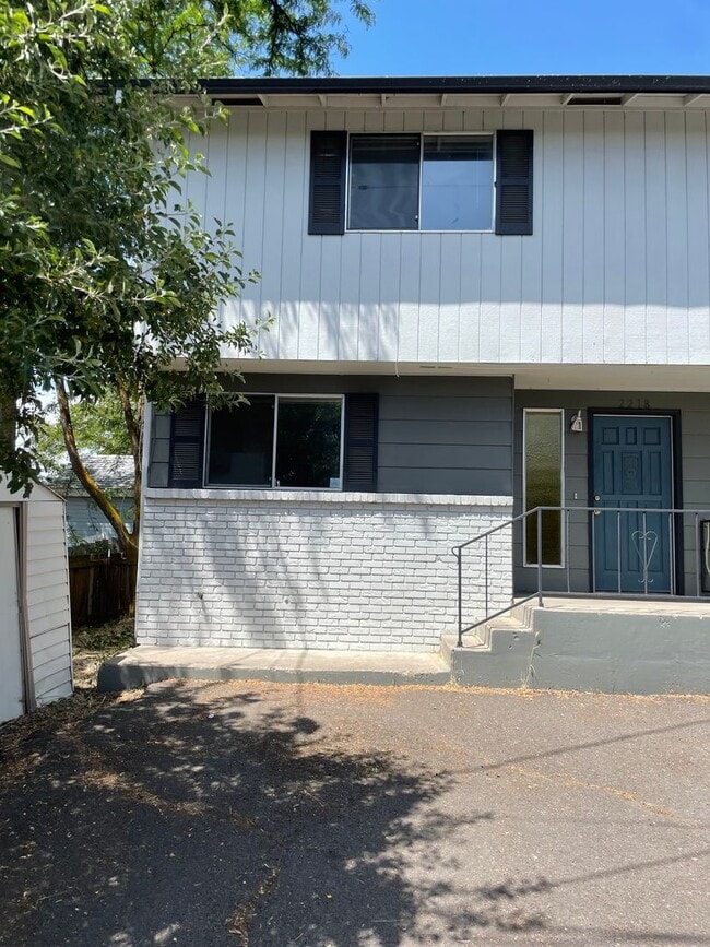 property at 2218 Modoc St