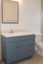 1255 NE 128th St in North Miami, FL - Building Photo - Building Photo