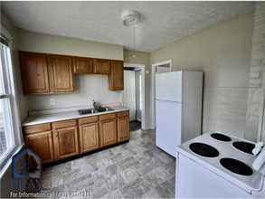 1358 Willow St in Kingsport, TN - Building Photo - Building Photo
