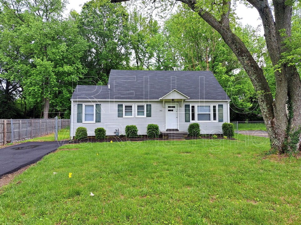 5413 Distler Ln in Louisville, KY - Building Photo