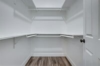 2402 Spence St photo'