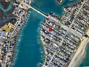 21 W Henderson St in Wrightsville Beach, NC - Building Photo - Building Photo