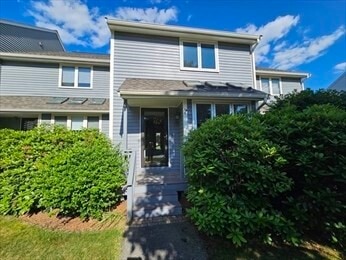 311 Maple Brook Rd in Bellingham, MA - Building Photo