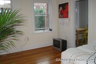 20 Chauncy St, Unit 10 in Cambridge, MA - Foto de edificio - Building Photo