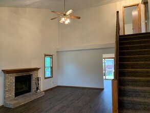 8502 Medallion Run in Fort Wayne, IN - Building Photo - Building Photo