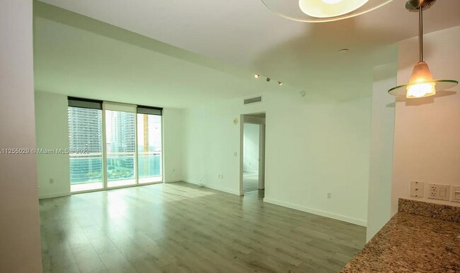 property at 951 Brickell Ave