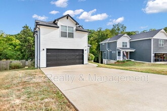 152 Bonnell Dr in Clarksville, TN - Building Photo - Building Photo