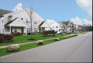 Shenandoah Village Apartments in Lakewood, NJ - Building Photo - Building Photo