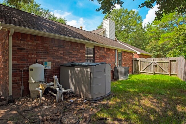 property at 34 Green Slope Pl