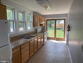 9 Dartmouth Ave in Somerdale, NJ - Building Photo - Building Photo