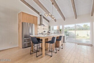 5510 N 71st St in Paradise Valley, AZ - Building Photo - Building Photo