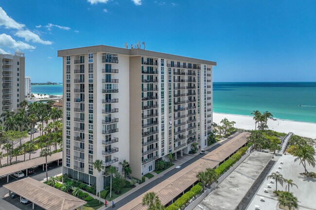 Lido Beach Club in Sarasota, FL - Foto de edificio - Building Photo