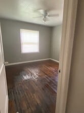 121 E 44th St in Houston, TX - Building Photo - Building Photo