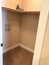 1376 Gordon Ln, Unit Granny Unit in Santa Rosa, CA - Building Photo - Building Photo