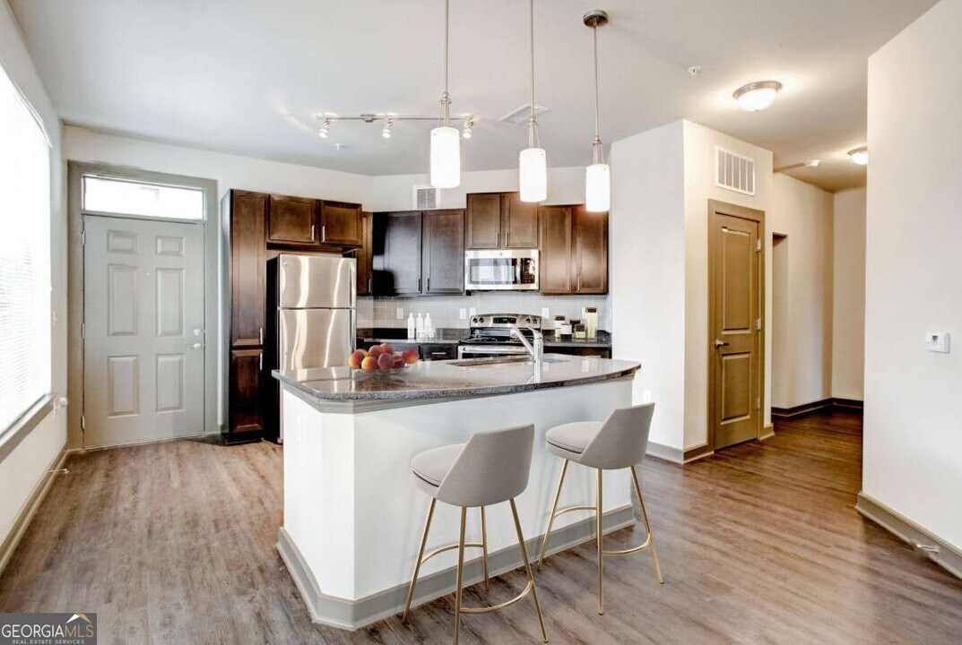 800 Milwood St in Woodstock, GA - Building Photo