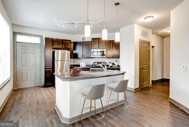 property at 800 Milwood St