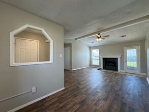 1707 Plumbark Dr in Greenwood, AR - Building Photo - Building Photo