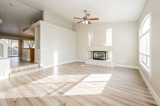 1480 Silver Falls Ave in Las Vegas, NV - Building Photo - Building Photo