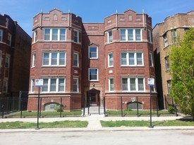 7742 S Phillips Ave Apartamentos