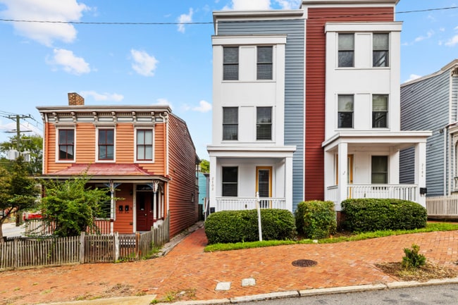 property at 2102 E Broad St