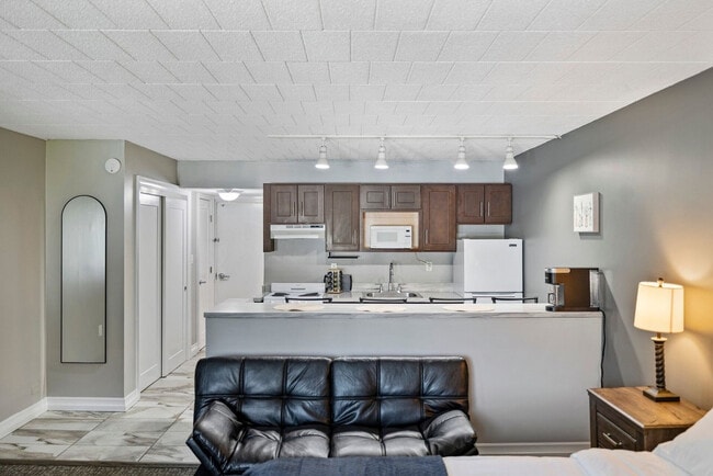 30 U.S. 9W-SI ID1466753P in Congers, NY - Foto de edificio - Building Photo