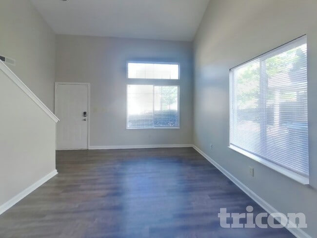 9898 Worthington Blvd in Fishers, IN - Foto de edificio - Building Photo