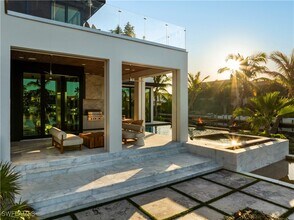 1100 Sandpiper St in Naples, FL - Building Photo - Building Photo