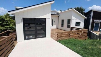 5012 Baker St in Austin, TX - Building Photo