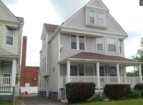 10805 Hull Ave in Cleveland, OH - Building Photo