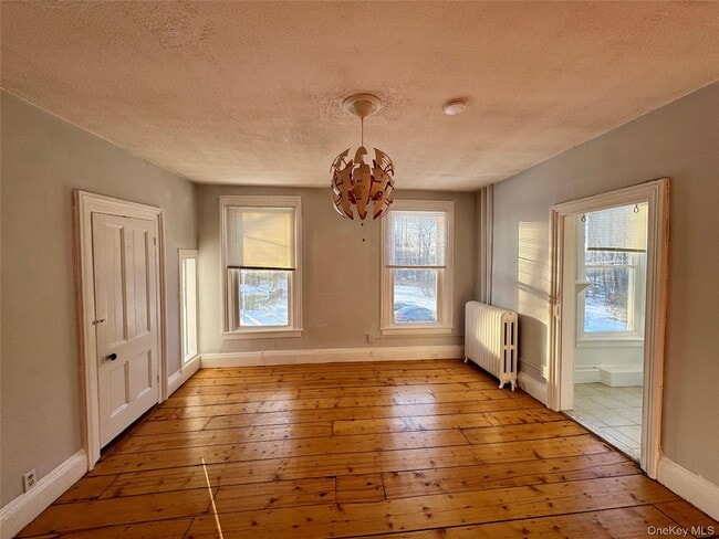 property at 1860 E Main St