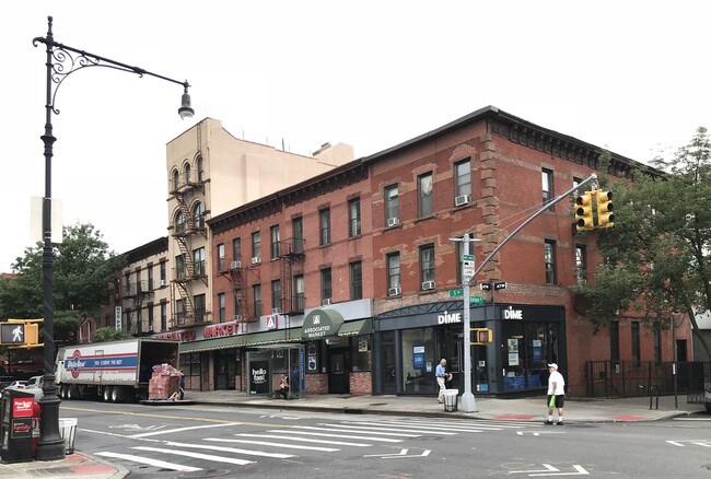 216 5th Ave