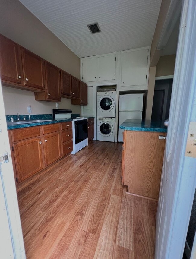 1004 W North St in Muncie, IN - Building Photo - Building Photo