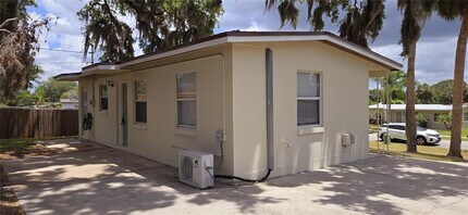 1196 Fountainhead Dr in Deltona, FL - Building Photo - Building Photo