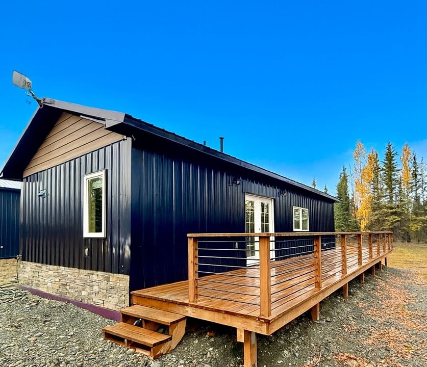 35618 Kenai Spur Hwy in Soldotna, AK - Building Photo