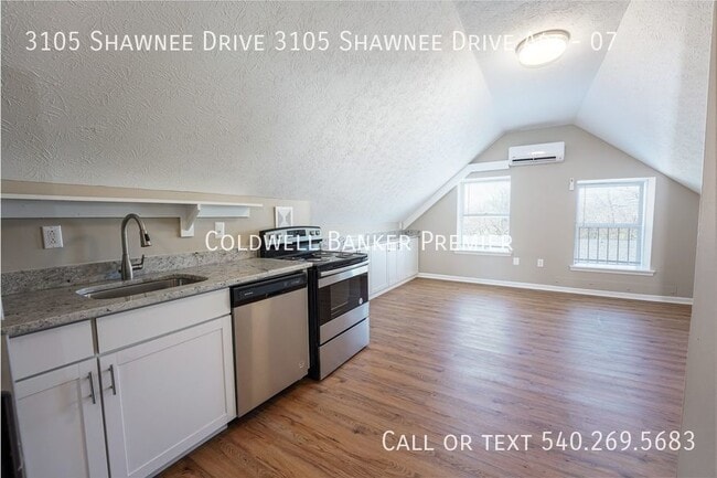 3105 Shawnee Dr in Winchester, VA - Building Photo - Building Photo