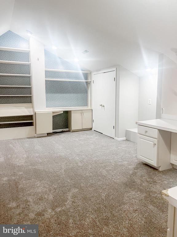 1807 Mountainview Dr in Chesterbrook, PA - Building Photo - Building Photo