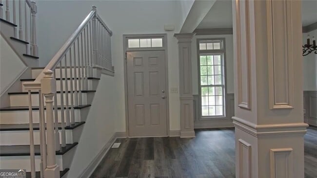 9195 Hannahs Crossing Dr in Gainesville, GA - Foto de edificio - Building Photo