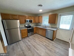 121 Longstreet Ave in Winchester, VA - Building Photo - Building Photo