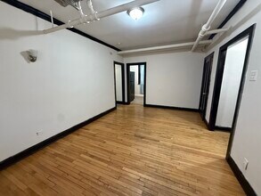 2111 Grove Ave in Berwyn, IL - Building Photo - Building Photo