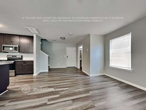 6415 Maple Creek Ct in Charlotte, NC - Building Photo - Building Photo