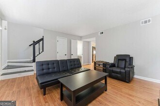 5090 Sand Wedge Cir in Kennesaw, GA - Building Photo - Building Photo