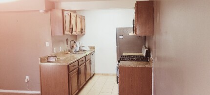 1916 Village Green Dr in Hyattsville, MD - Building Photo - Building Photo