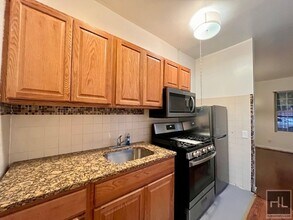 280 Wadsworth Ave, Unit 1 in New York, NY - Building Photo - Building Photo