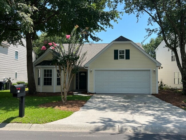 125 Lake Linden Dr in Bluffton, SC - Building Photo - Building Photo