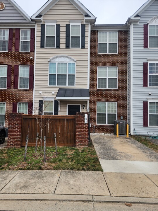 103 Swallow Pointe Ct in Frederick, MD - Building Photo