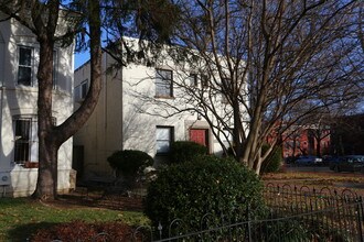 1126 S Carolina Ave SE in Washington, DC - Building Photo - Building Photo