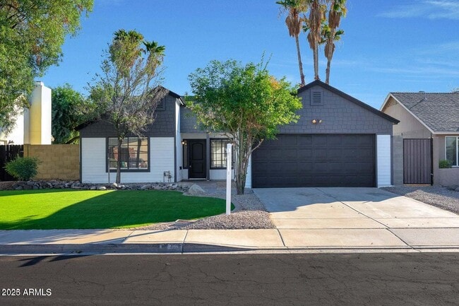 613 W Rosemonte Dr