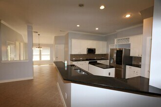 28238 Daystrom Ln in Katy, TX - Building Photo - Building Photo