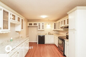 4336 Central Valley Dr in Nashville, TN - Building Photo - Building Photo